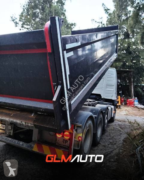 Camión Volvo 500