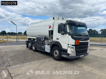 Camión Volvo FM7 FM 370 6X2 LAG Fuel tanker 18.950 Liter 4 compartments Steering axle VEB Euro 6