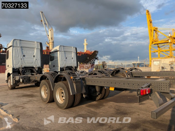 Nieuw vrachtwagen chassis Mercedes