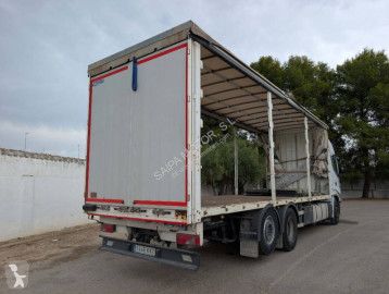 Camión tautliner (lonas correderas) Iveco