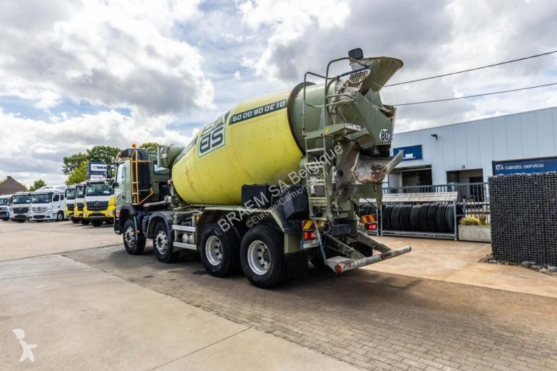 Camión Volvo FMX 410+LIEBHERR