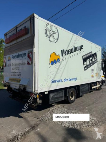 Camión furgón Iveco