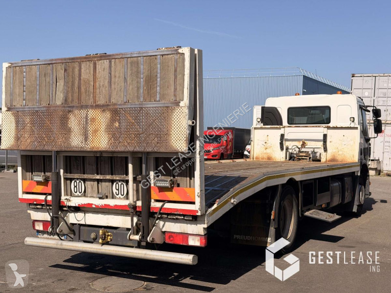 Kamion Renault  D WIDE 250
