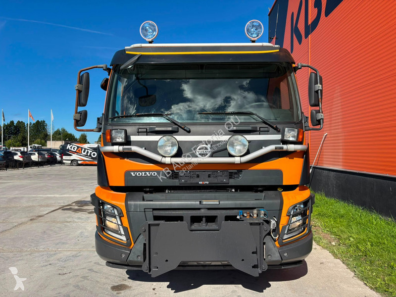 Camión Volvo FMX 6x4 HIAB XR 21 ton / L=5900 mm