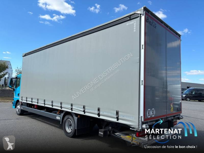 Camión MAN 12.220