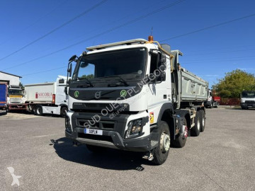 Camión bilateral Volvo