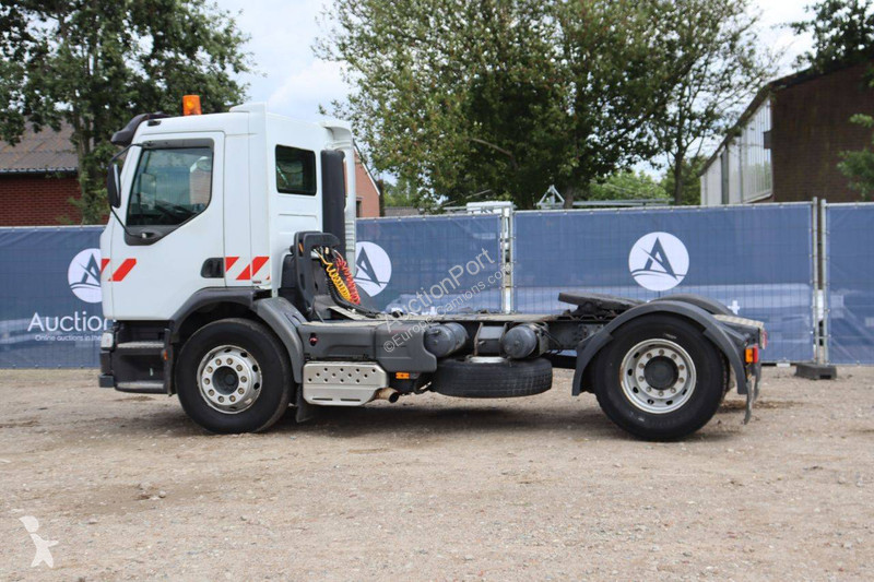 Tahač Renault HD300-19T