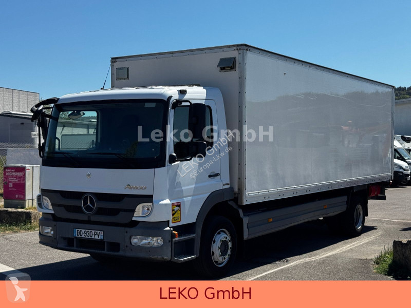 Camión Mercedes 1218