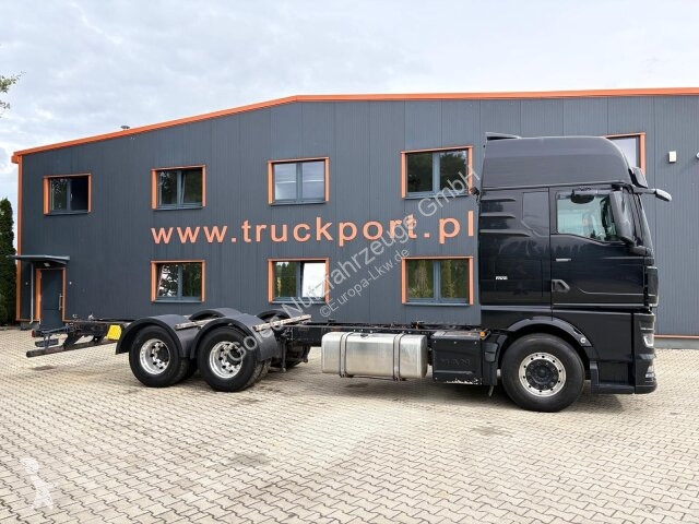 Kamion MAN TGX TGX 26.580 6x4 LL Euro 6...