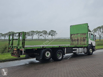 Camión plataforma Scania