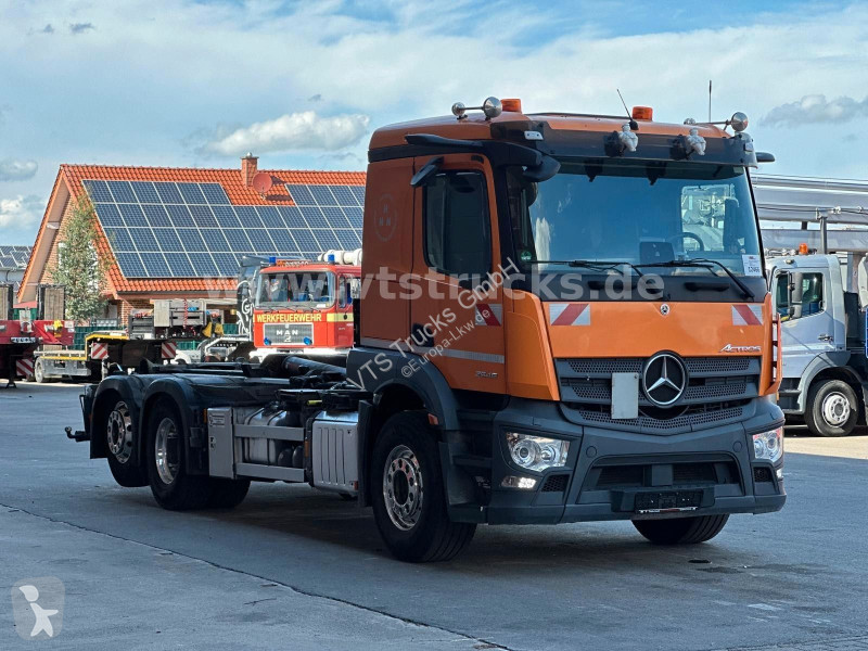 Kamion Mercedes 2546L 6x2 Lenk-/Lift HIab...