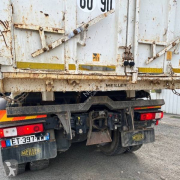 Kamion dvojitá korba Renault