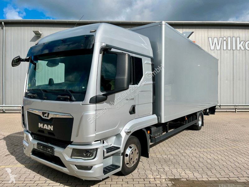 Kamion MAN 8.220...