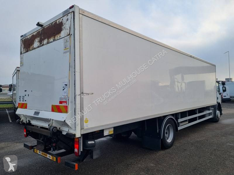 Kamion Renault 320.19 DTI 8