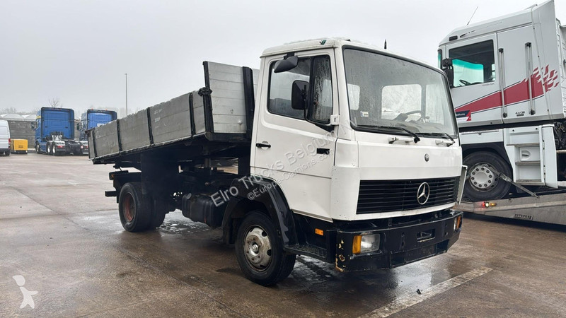 Teherautó Mercedes SK  (MANUAL PUMP / POMPE...