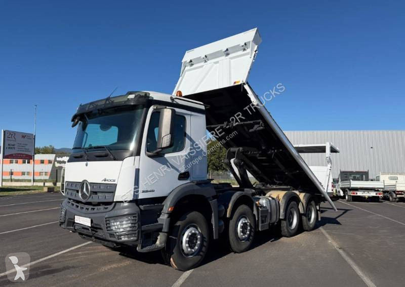Kamion Mercedes 3243