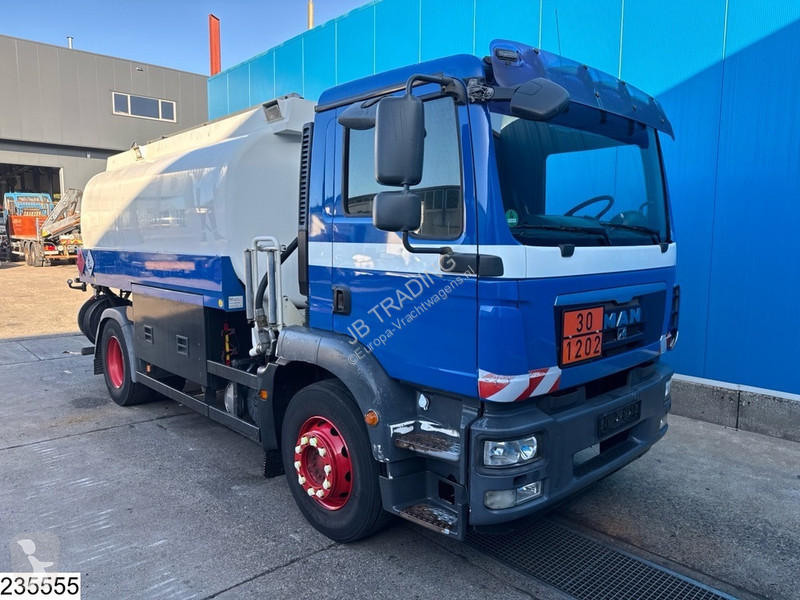 Camión MAN 18 250 EURO 5, ADR, 14.060 L, 3 Comp