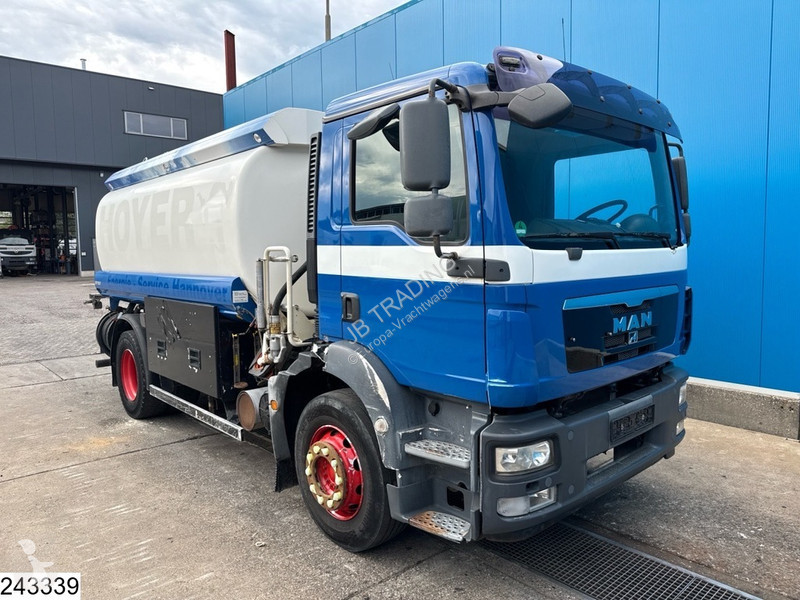 Camión MAN 18 250 Esterer, 14.000 L, 3 Comp