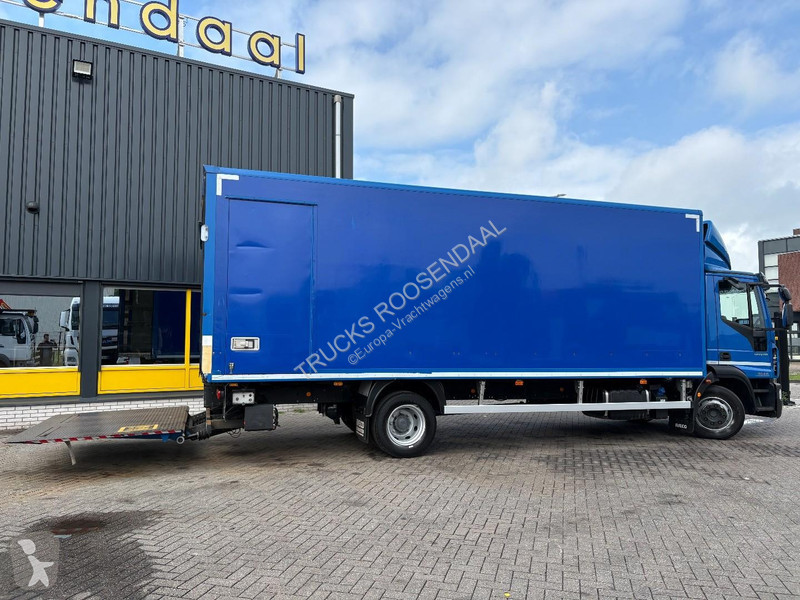Camión Iveco 120E21 + 4x in stock + euro 6 + lift