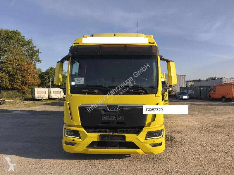 Camión MAN TGL 8.220 Möbel AHK Treppe (43)