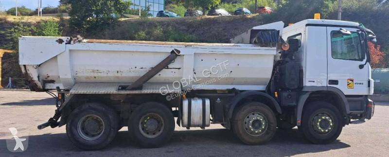Camión Mercedes 4141
