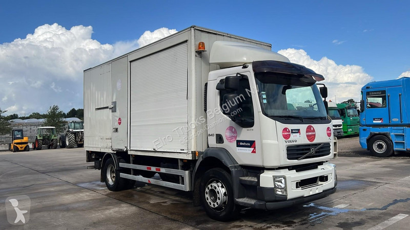 Camión Volvo FL 240 (BOITE MANUELLE / MANUAL...