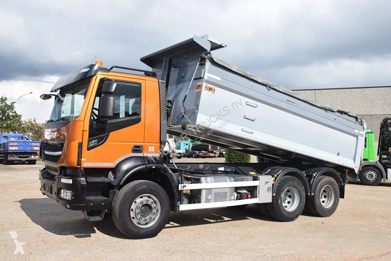 Camión Iveco 460 X-WAY
