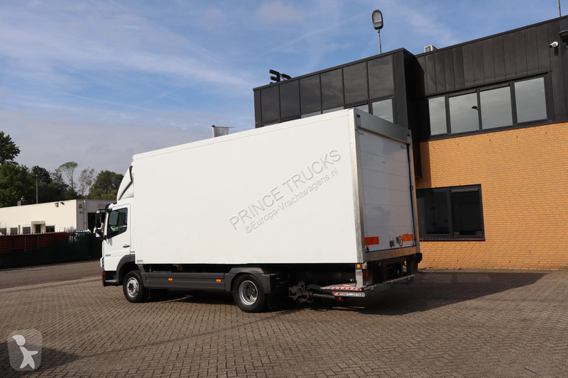 Camión Mercedes 1024 * 4X2 * THERMO KING T-200R *