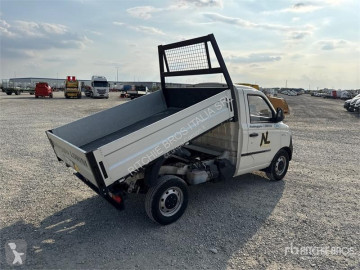 Piaggio billenőkocsi teherautó