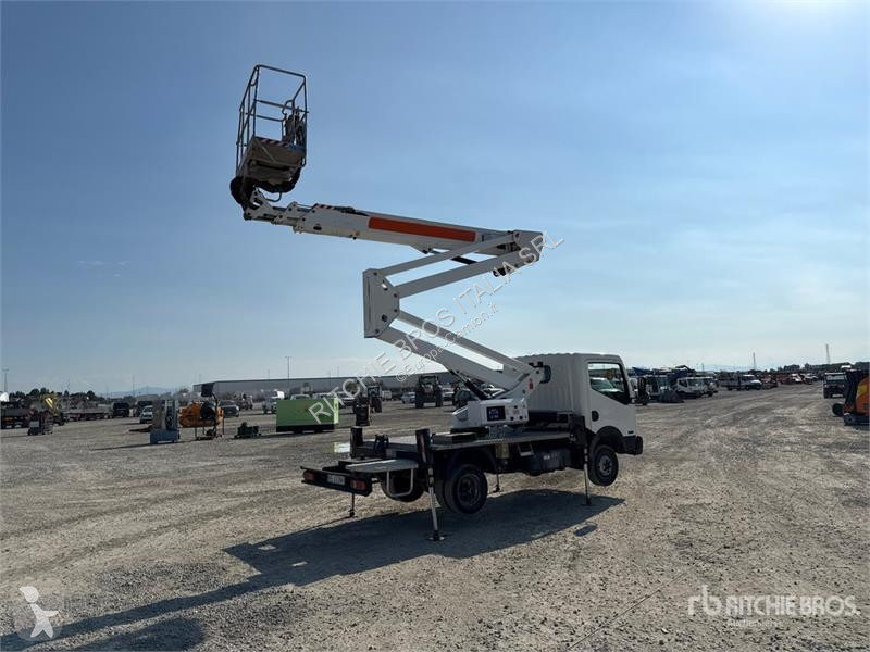 Грузовик  Oil&Steel Snake 2010 H Plus 20 m on...