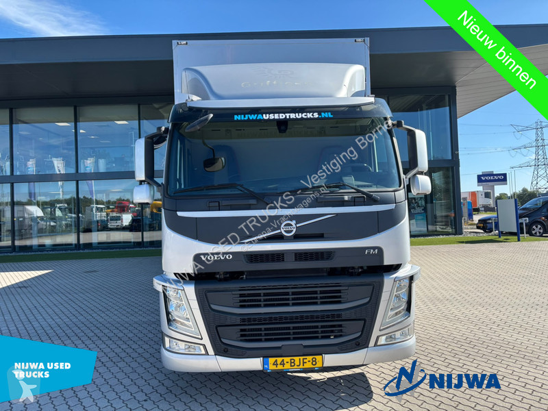 Teherautó Volvo 330 4x2 Low Mileage +...