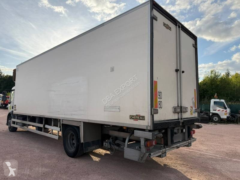 Camión Volvo 290