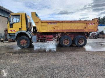 Camión volquete Iveco