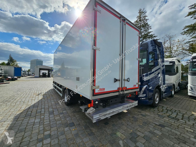 Camion Volvo 240 4x2 Kühlkoffer*Thermoking,...