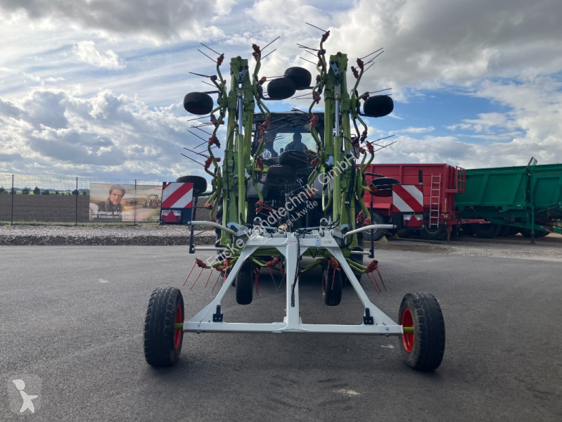 Henificación Claas  Volto 1100 T