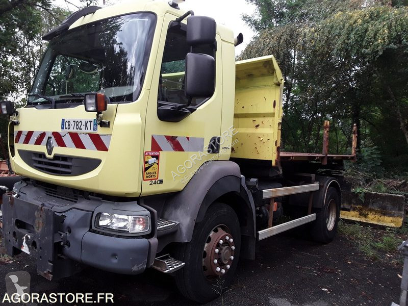 Camión Renault MIDLUM
