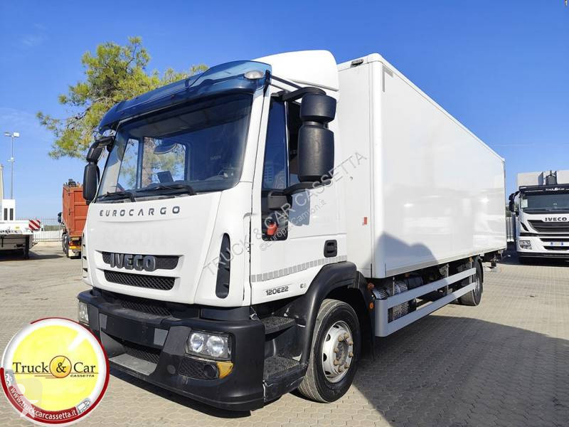 Camión Iveco 120 E 22