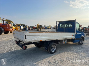 Camion platformă Iveco