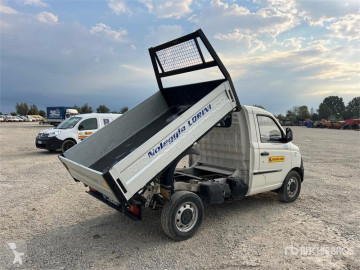 Camion benă Piaggio