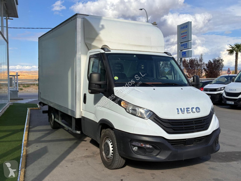 Грузовик Iveco  35S16 20m3