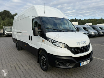Camión Iveco Daily 35S21