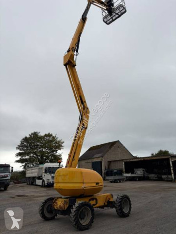 Camion nacelle articulée Manitou