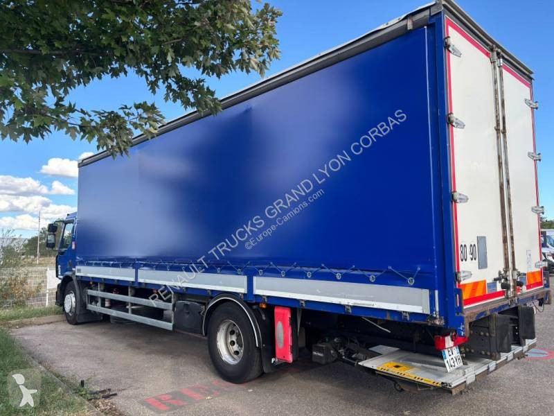 Camion Renault 320