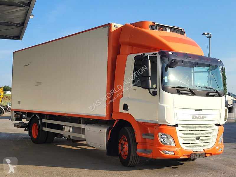 شاحنة DAF 330
