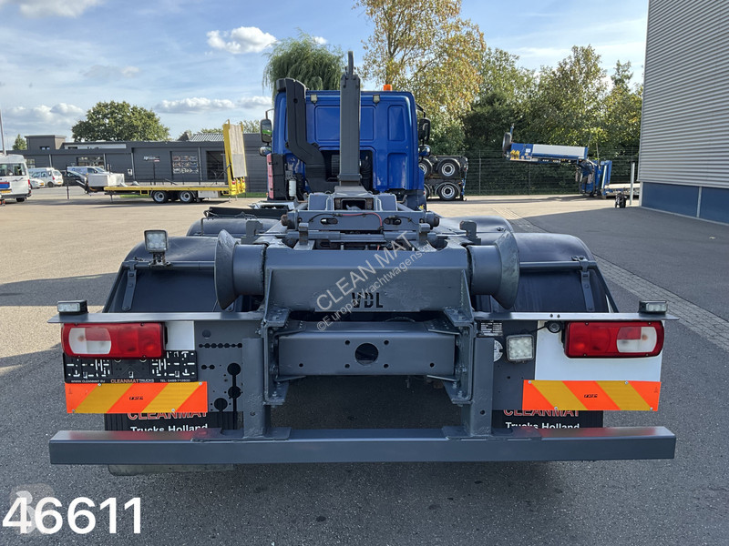 DAF FAN CF 250 VDL haakarmsysteem truck
