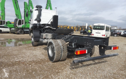 Camion sasiu Iveco nou