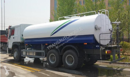 Camion cisternă cu apă Howo nou