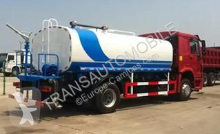 Camion cisternă cu apă Howo nou