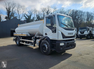 Camion cisternă cu apă Iveco nou