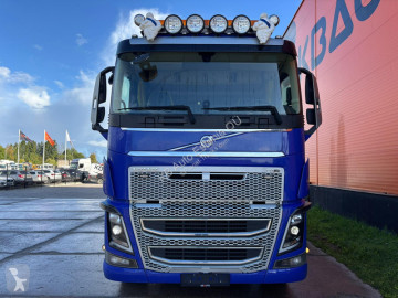 Camião basculante Volvo